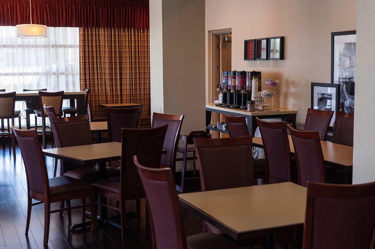 Ramada By Wyndham Niagara Falls By The River Exterior foto