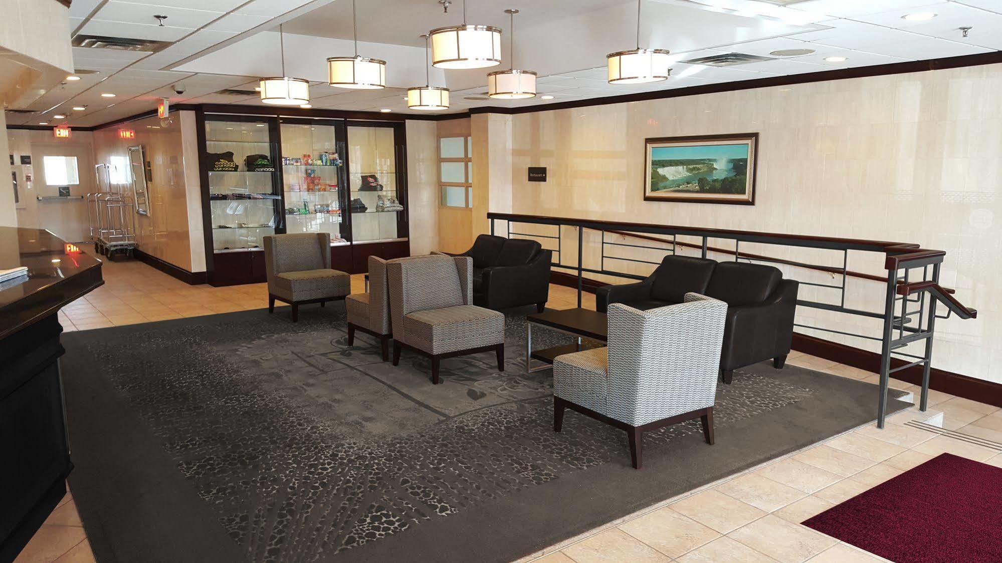 Ramada By Wyndham Niagara Falls By The River Exterior foto